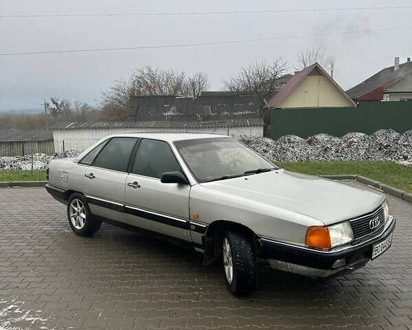 Серый Ауди 100, объемом двигателя 1.8 л и пробегом 320 тыс. км за 1299 $, фото 2 на Automoto.ua