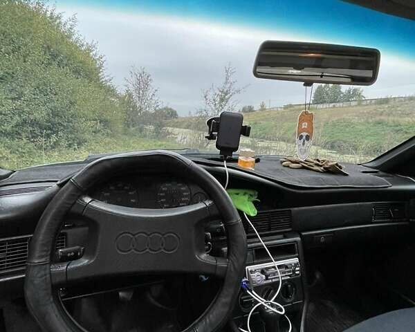 Серый Ауди 100, объемом двигателя 2.2 л и пробегом 500 тыс. км за 1100 $, фото 3 на Automoto.ua