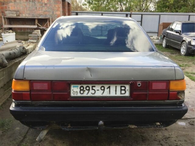 Ауди 100 1988 в Черновцах на Automoto.ua Серый Ауди 100, объемом двигателя 2 л и пробегом 270 тыс. км за 680 $, фото 4 на Automoto.ua