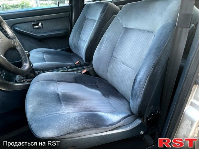 Сірий Ауді 100, об'ємом двигуна 2.2 л та пробігом 280 тис. км за 2950 $, фото 7 на Automoto.ua