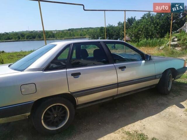 Сірий Ауді 100, об'ємом двигуна 2.3 л та пробігом 300 тис. км за 1500 $, фото 17 на Automoto.ua