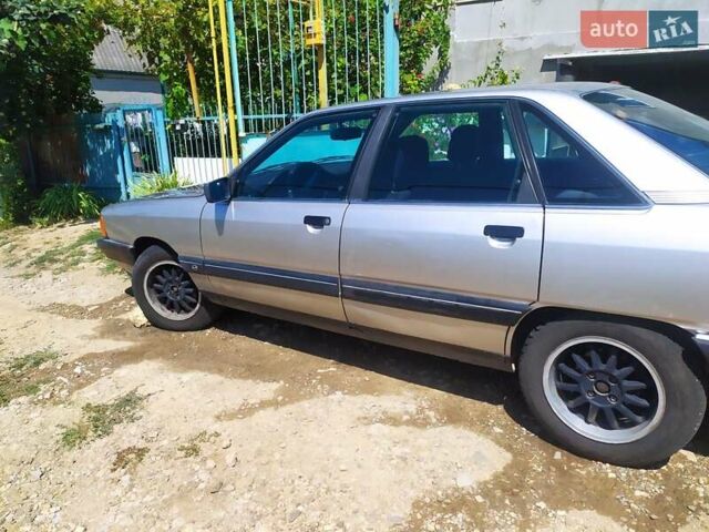 Сірий Ауді 100, об'ємом двигуна 2.3 л та пробігом 300 тис. км за 1500 $, фото 6 на Automoto.ua