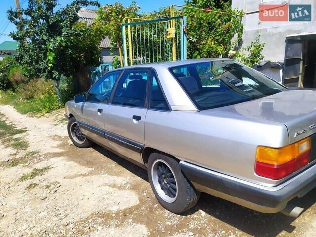 Сірий Ауді 100, об'ємом двигуна 2.3 л та пробігом 300 тис. км за 1500 $, фото 14 на Automoto.ua