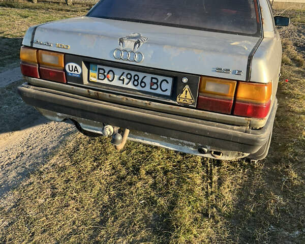 Сірий Ауді 100, об'ємом двигуна 2.2 л та пробігом 400 тис. км за 800 $, фото 1 на Automoto.ua