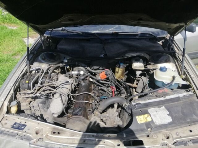 Сірий Ауді 100, об'ємом двигуна 2.2 л та пробігом 450 тис. км за 900 $, фото 5 на Automoto.ua