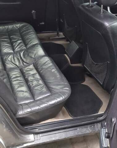 Сірий Ауді 100, об'ємом двигуна 2.3 л та пробігом 300 тис. км за 1550 $, фото 4 на Automoto.ua