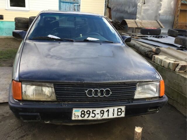 Ауди 100 1988 в Черновцах на Automoto.ua Серый Ауди 100, объемом двигателя 2 л и пробегом 270 тыс. км за 680 $, фото 1 на Automoto.ua