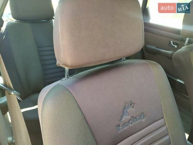 Сірий Ауді 100, об'ємом двигуна 2.3 л та пробігом 300 тис. км за 1500 $, фото 9 на Automoto.ua