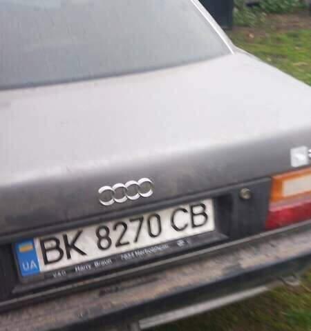 Серый Ауди 100, объемом двигателя 2.31 л и пробегом 250 тыс. км за 1700 $, фото 1 на Automoto.ua