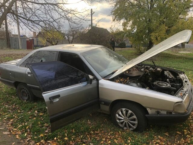Серый Ауди 100, объемом двигателя 2.2 л и пробегом 3 тыс. км за 357 $, фото 2 на Automoto.ua