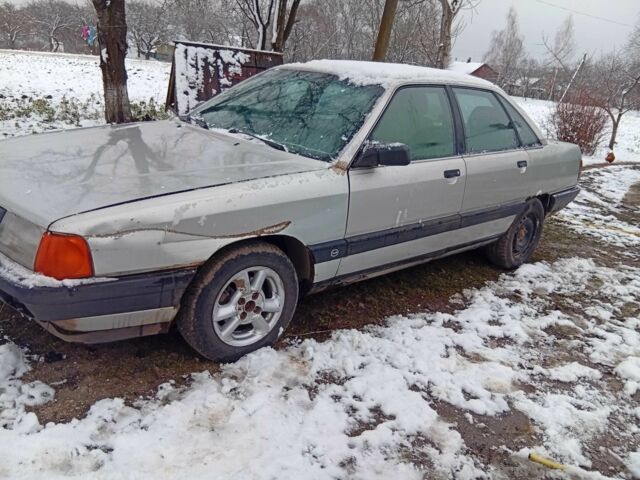 Серый Ауди 100, объемом двигателя 0 л и пробегом 350 тыс. км за 1000 $, фото 2 на Automoto.ua