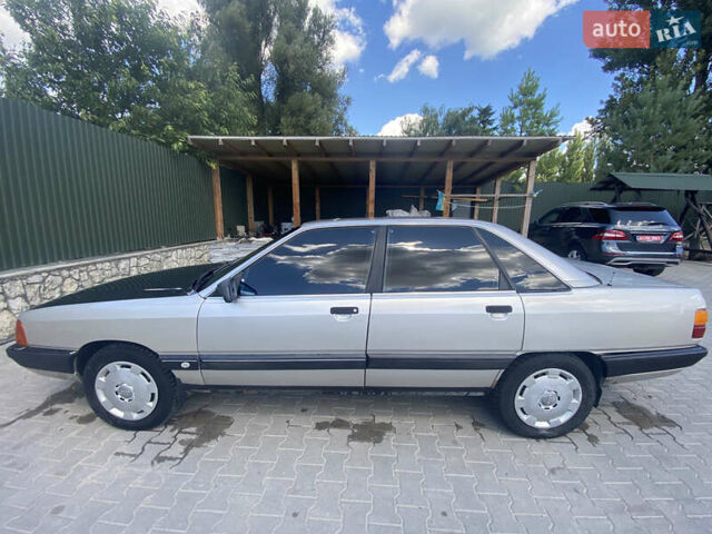 Сірий Ауді 100, об'ємом двигуна 2.3 л та пробігом 470 тис. км за 1200 $, фото 6 на Automoto.ua