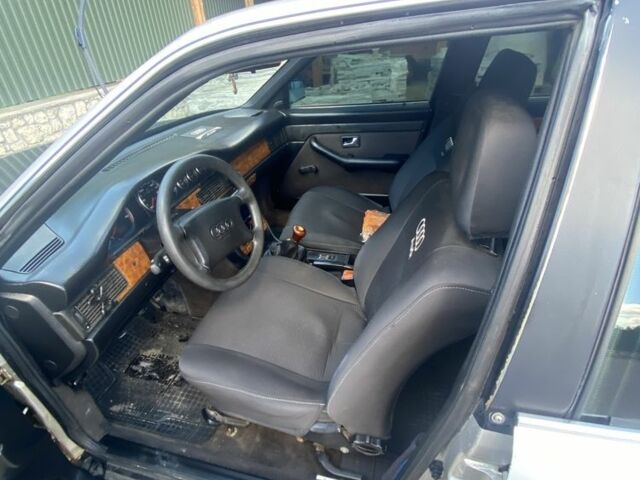 Сірий Ауді 100, об'ємом двигуна 2.3 л та пробігом 470 тис. км за 1200 $, фото 3 на Automoto.ua