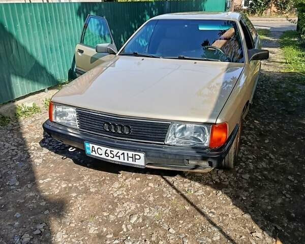 Серый Ауди 100, объемом двигателя 2.3 л и пробегом 400 тыс. км за 2500 $, фото 2 на Automoto.ua
