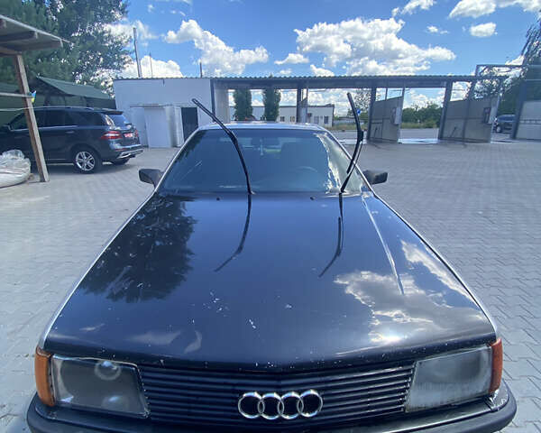 Сірий Ауді 100, об'ємом двигуна 2.3 л та пробігом 470 тис. км за 1200 $, фото 5 на Automoto.ua