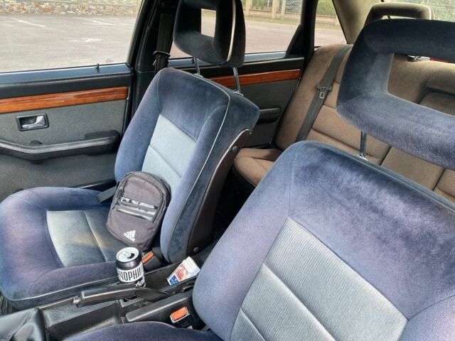 Сірий Ауді 100, об'ємом двигуна 2.5 л та пробігом 3 тис. км за 2300 $, фото 6 на Automoto.ua