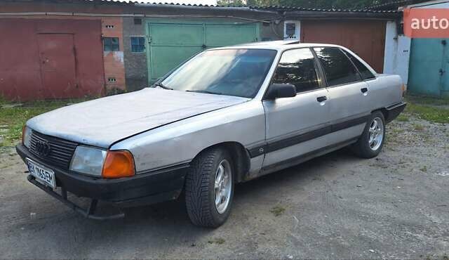 Ауди 100 1990 в Шепетовке на Automoto.ua Серый Ауди 100, объемом двигателя 2 л и пробегом 400 тыс. км за 1200 $, фото 4 на Automoto.ua