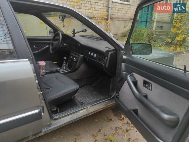 Серый Ауди 100, объемом двигателя 2.3 л и пробегом 350 тыс. км за 2500 $, фото 7 на Automoto.ua