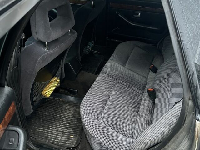 Серый Ауди 100, объемом двигателя 2 л и пробегом 3 тыс. км за 2500 $, фото 4 на Automoto.ua