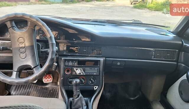 Ауди 100 1990 в Шепетовке на Automoto.ua Серый Ауди 100, объемом двигателя 2 л и пробегом 400 тыс. км за 1200 $, фото 7 на Automoto.ua