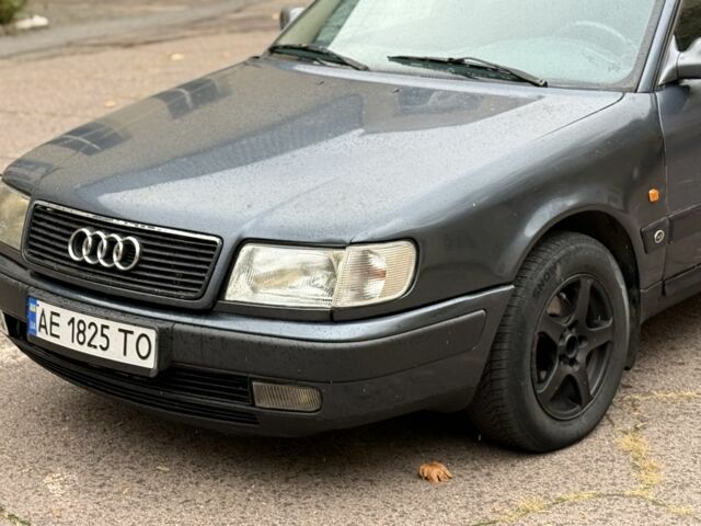 Ауди 100 1991 в Днепре (Днепропетровске) на Automoto.ua Серый Ауди 100, объемом двигателя 2.6 л и пробегом 242 тыс. км за 1500 $, фото 1 на Automoto.ua