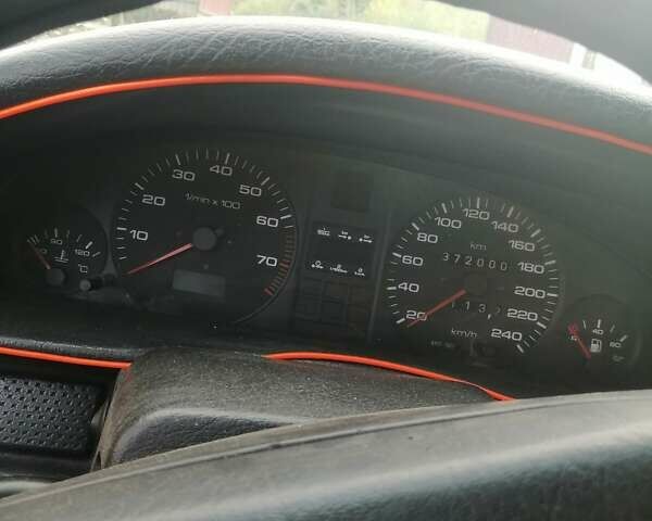 Серый Ауди 100, объемом двигателя 2.31 л и пробегом 372 тыс. км за 2400 $, фото 7 на Automoto.ua