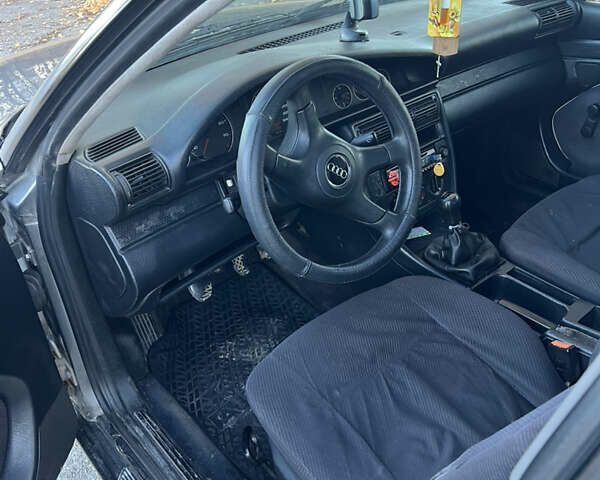 Ауди 100 1991 в Черткове на Automoto.ua Серый Ауди 100, объемом двигателя 1.98 л и пробегом 500 тыс. км за 2250 $, фото 9 на Automoto.ua