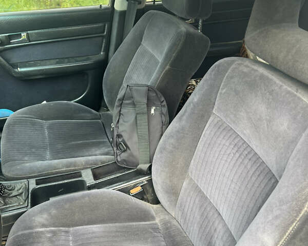 Серый Ауди 100, объемом двигателя 1.98 л и пробегом 238 тыс. км за 2000 $, фото 3 на Automoto.ua