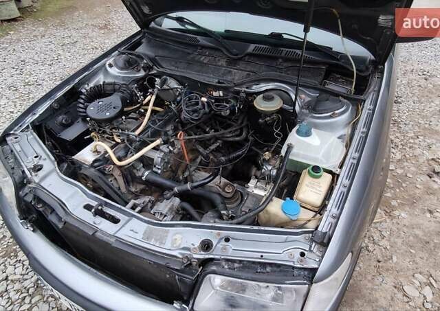 Серый Ауди 100, объемом двигателя 2.31 л и пробегом 314 тыс. км за 2150 $, фото 41 на Automoto.ua