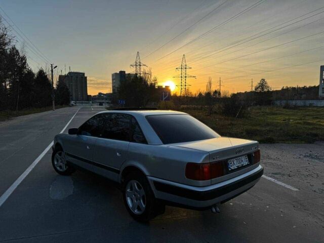 Серый Ауди 100, объемом двигателя 2.4 л и пробегом 520 тыс. км за 3300 $, фото 4 на Automoto.ua