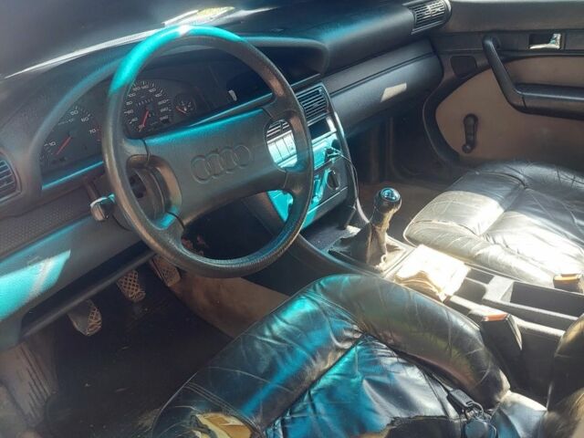 Серый Ауди 100, объемом двигателя 0 л и пробегом 220 тыс. км за 954 $, фото 3 на Automoto.ua