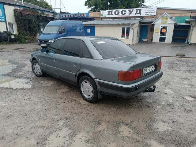 Серый Ауди 100, объемом двигателя 2.3 л и пробегом 350 тыс. км за 2200 $, фото 3 на Automoto.ua