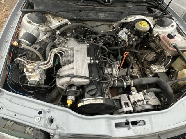 Серый Ауди 100, объемом двигателя 2.3 л и пробегом 400 тыс. км за 2550 $, фото 8 на Automoto.ua