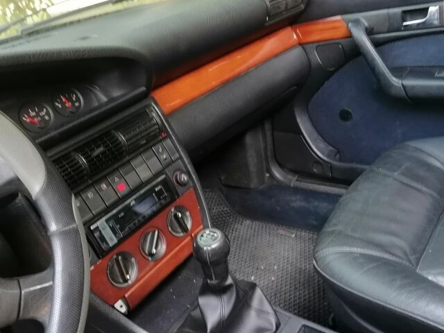 Сірий Ауді 100, об'ємом двигуна 2.3 л та пробігом 340 тис. км за 2600 $, фото 4 на Automoto.ua