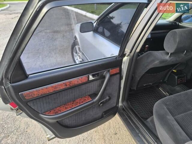 Серый Ауди 100, объемом двигателя 2.3 л и пробегом 310 тыс. км за 2600 $, фото 3 на Automoto.ua