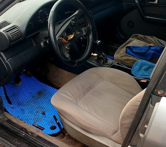 Серый Ауди 100, объемом двигателя 2.3 л и пробегом 0 тыс. км за 1800 $, фото 2 на Automoto.ua