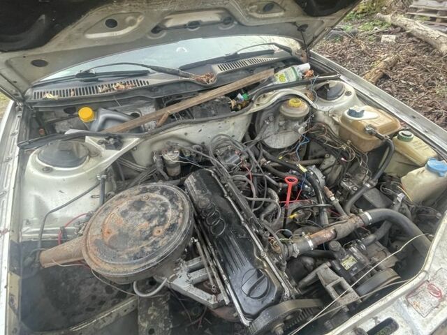 Серый Ауди 100, объемом двигателя 2.3 л и пробегом 2 тыс. км за 800 $, фото 3 на Automoto.ua