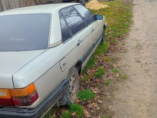 Серый Ауди 100, объемом двигателя 0 л и пробегом 200 тыс. км за 1000 $, фото 5 на Automoto.ua