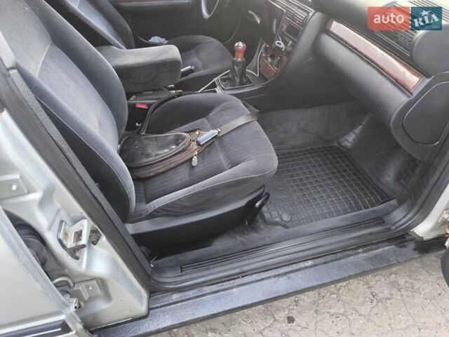 Серый Ауди 100, объемом двигателя 2.3 л и пробегом 310 тыс. км за 2600 $, фото 16 на Automoto.ua