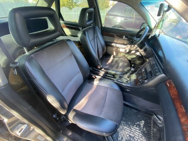 Сірий Ауді 100, об'ємом двигуна 2.3 л та пробігом 300 тис. км за 1100 $, фото 6 на Automoto.ua