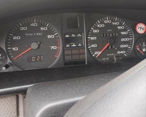 Серый Ауди 100, объемом двигателя 2.3 л и пробегом 377 тыс. км за 2500 $, фото 2 на Automoto.ua