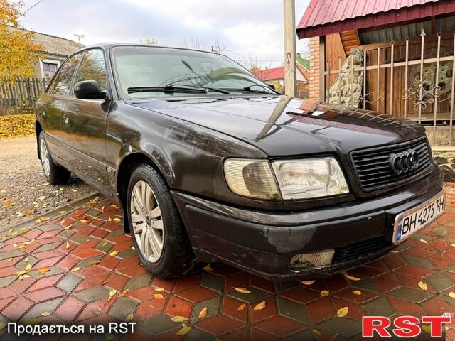 Серый Ауди 100, объемом двигателя 2.6 л и пробегом 300 тыс. км за 2150 $, фото 7 на Automoto.ua