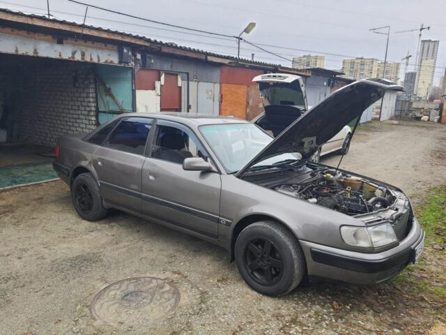 Серый Ауди 100, объемом двигателя 2.3 л и пробегом 2 тыс. км за 1800 $, фото 2 на Automoto.ua