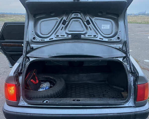 Серый Ауди 100, объемом двигателя 2.6 л и пробегом 430 тыс. км за 2700 $, фото 12 на Automoto.ua