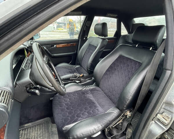 Серый Ауди 100, объемом двигателя 2.6 л и пробегом 422 тыс. км за 2100 $, фото 10 на Automoto.ua