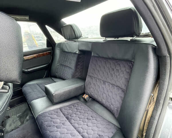 Серый Ауди 100, объемом двигателя 2.6 л и пробегом 422 тыс. км за 2100 $, фото 13 на Automoto.ua