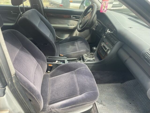 Серый Ауди 100, объемом двигателя 2.5 л и пробегом 400 тыс. км за 1700 $, фото 2 на Automoto.ua