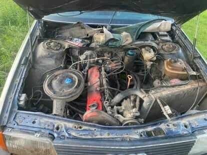 Сірий Ауді 100, об'ємом двигуна 2.3 л та пробігом 300 тис. км за 700 $, фото 8 на Automoto.ua