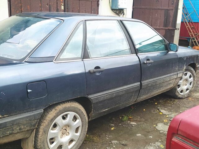 Сірий Ауді 100, об'ємом двигуна 2.3 л та пробігом 300 тис. км за 700 $, фото 3 на Automoto.ua