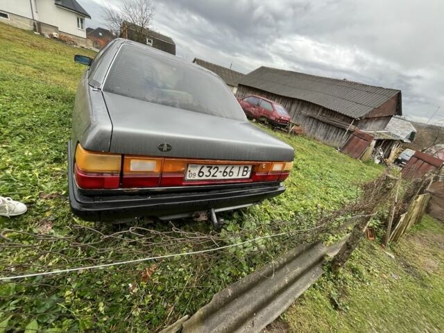 Серый Ауди 100, объемом двигателя 2.2 л и пробегом 300 тыс. км за 500 $, фото 4 на Automoto.ua
